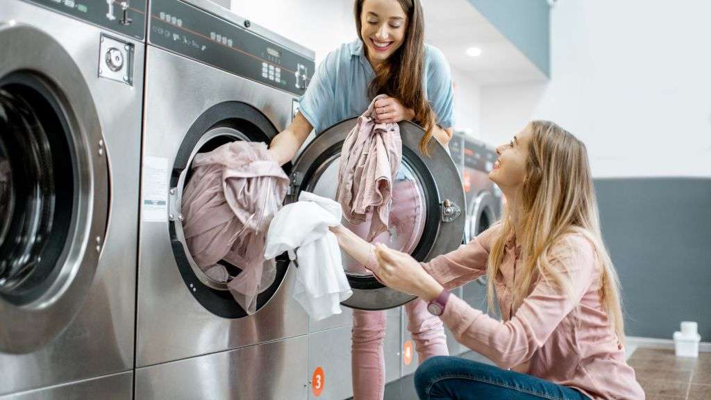 Self-Service Laundry: Discover How to Quickly Wash & Dry Your Clothes